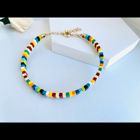 Roxanne Assoulin collar necklace - Picture 3 of 6